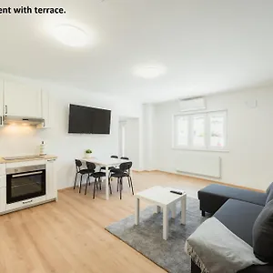  Apartment Argo