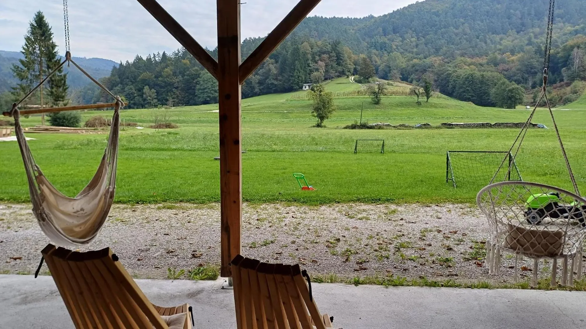 Apartma Pod Pugledom Apartment Ljubljana